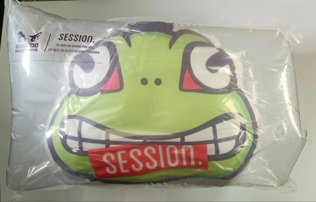 ゴッコ堂　クッション　コラボ　session.