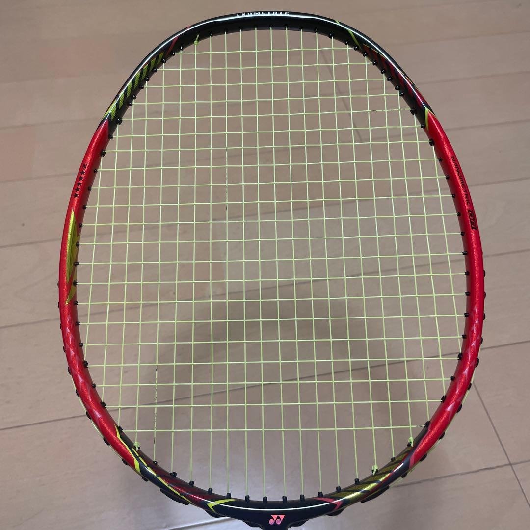 YONEX ボルトリック　リンダンフォースバドミントンラケット