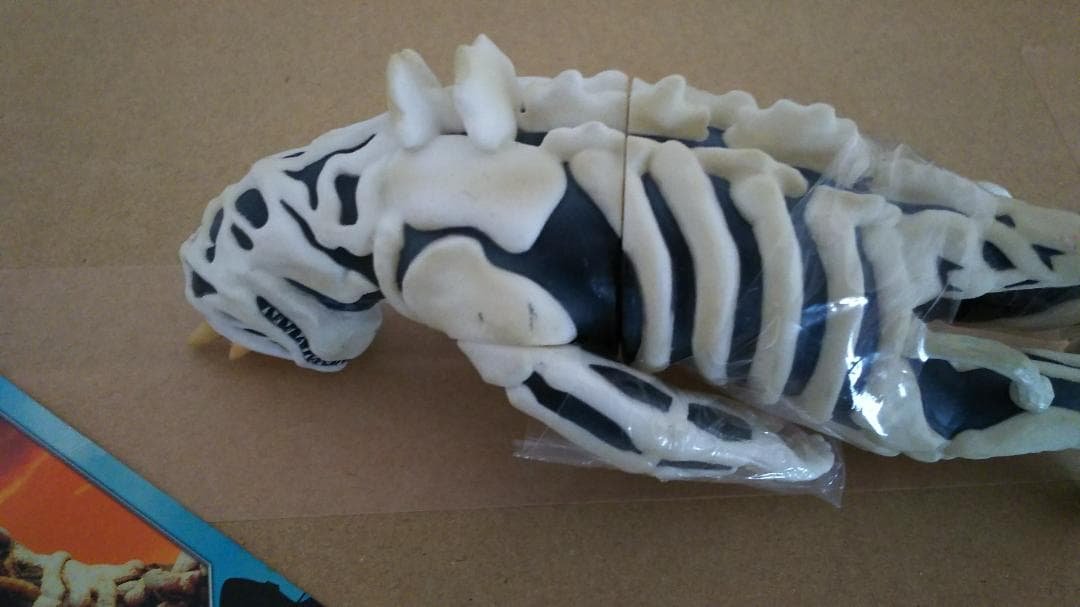 亡霊怪獣シーボーズ ソフビフィギュア