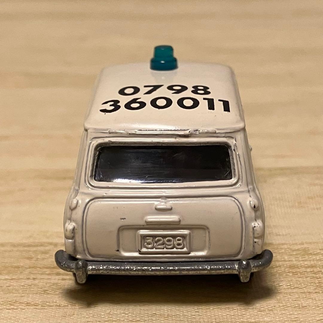 トミカ BLMC ミニクーパー S (MK-III) No.F8 1/50