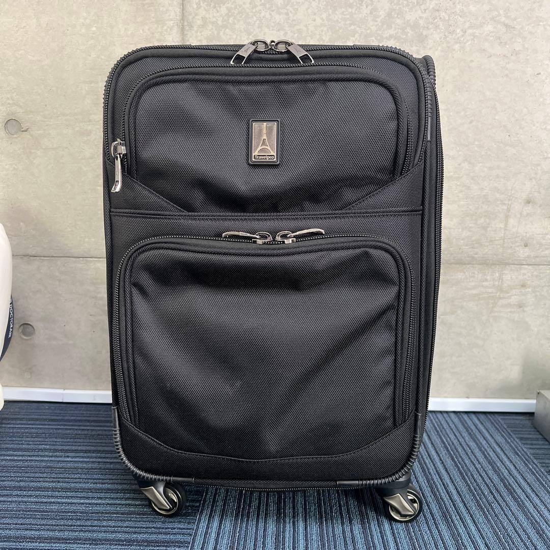 トラベルプロ　フライトクルー5 航空関係者用　Travelpro 21インチ