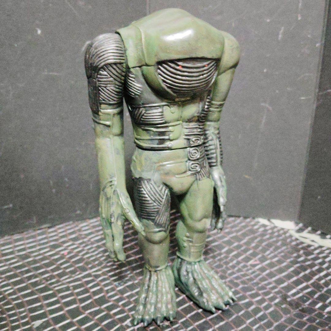 上野淳子ウルトラ怪獣旧型ソフビ