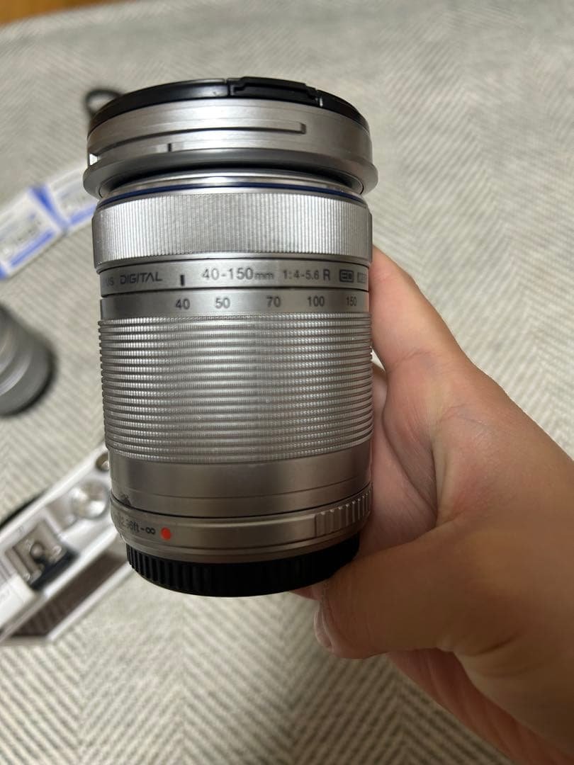 【お買得！】OLYMPUS PEN E-PL2 ミラーレス一　ズームレンズ2本