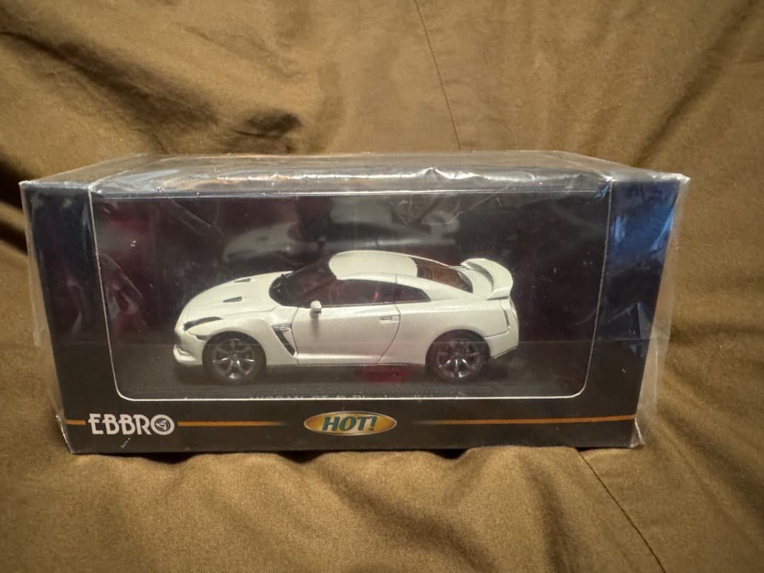 ＥＢＢＲＯ 1/43 日産 GT-R R35 ブラックエディション 2007