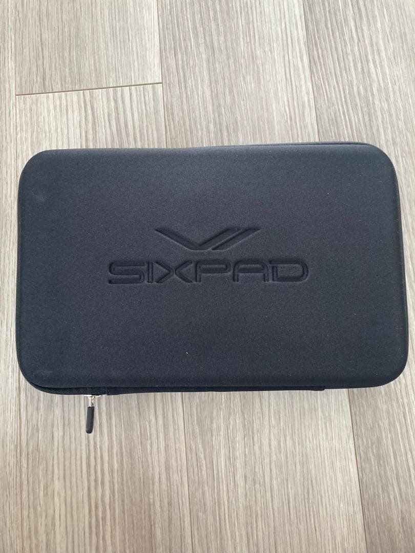 SIXPAD Power Suit ブラック　コントローラーつき　M