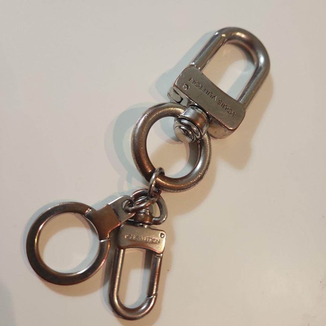 Louis Vuitton カラビナ付きキーホルダー