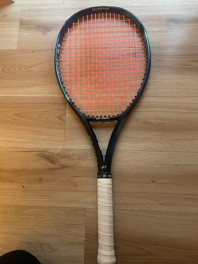 YONEX EZONE 100テニスラケット G2