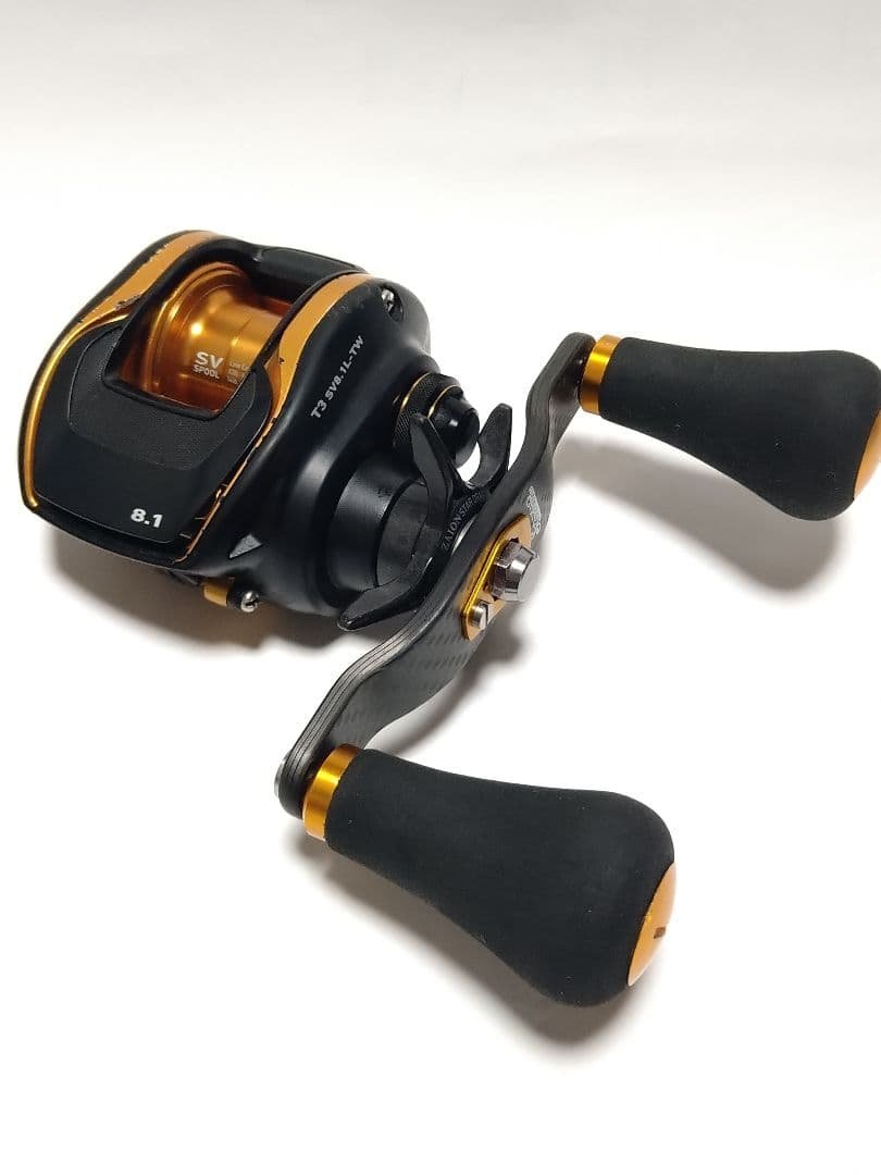 ダイワ T3 SV 8.1L スタジオコンポジット カーボンハンドルカスタム