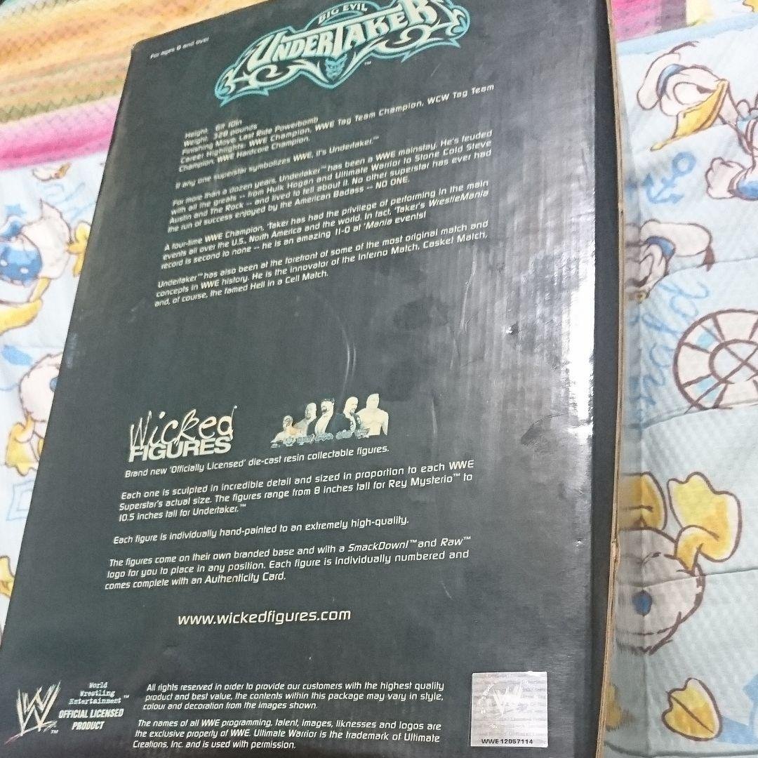 世界2500体限定WWE アンダーテイカー 陶器フィギュア