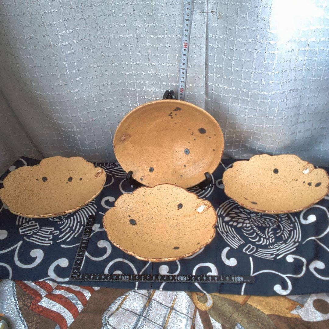 骨董８ 黄瀬戸？