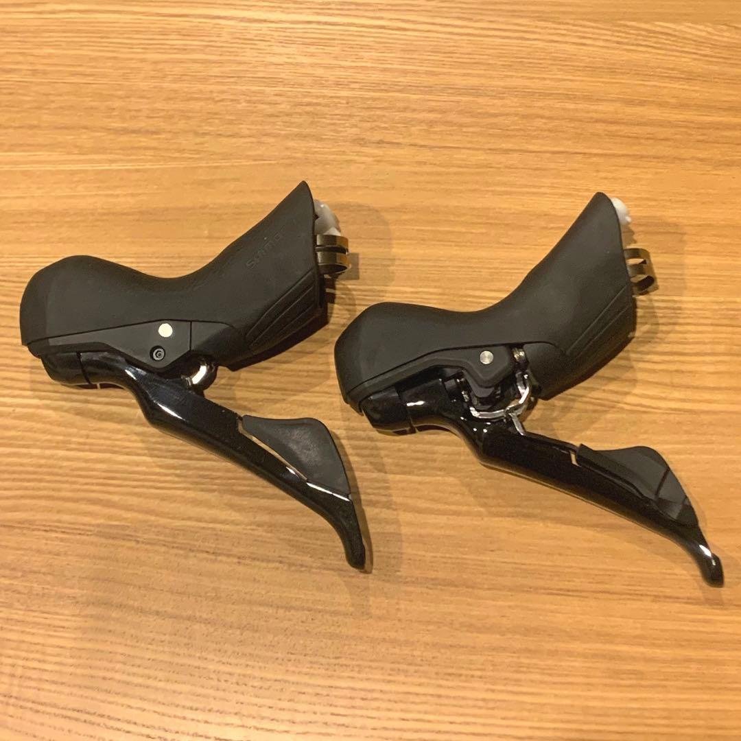 SHIMANO 105 STIレバー ST-R7020 左右セット