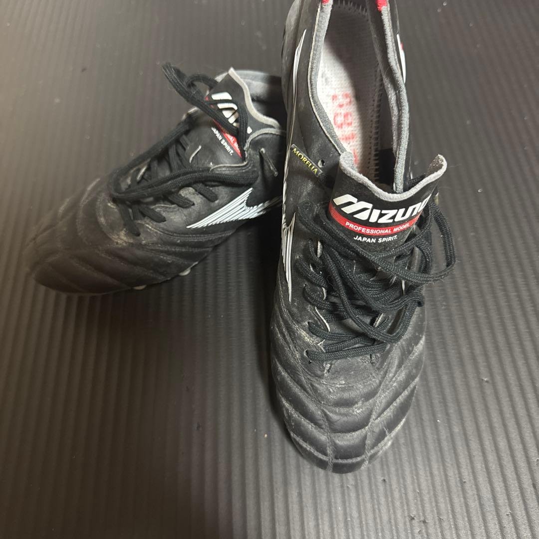 mizuno モレリアneo2サッカースパイクブラック/レッド(インソールなし)