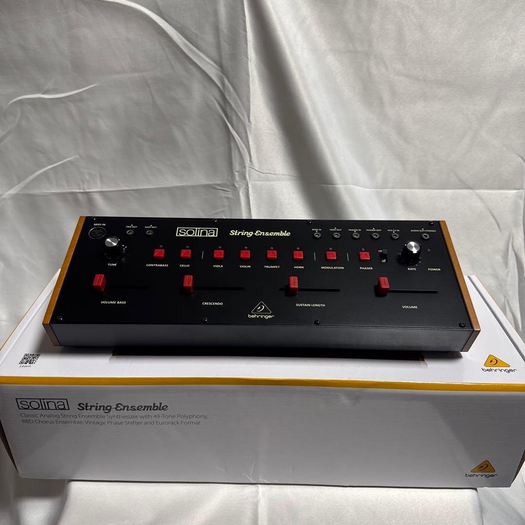 鍵盤楽器 Behringer Solina String Ensemble