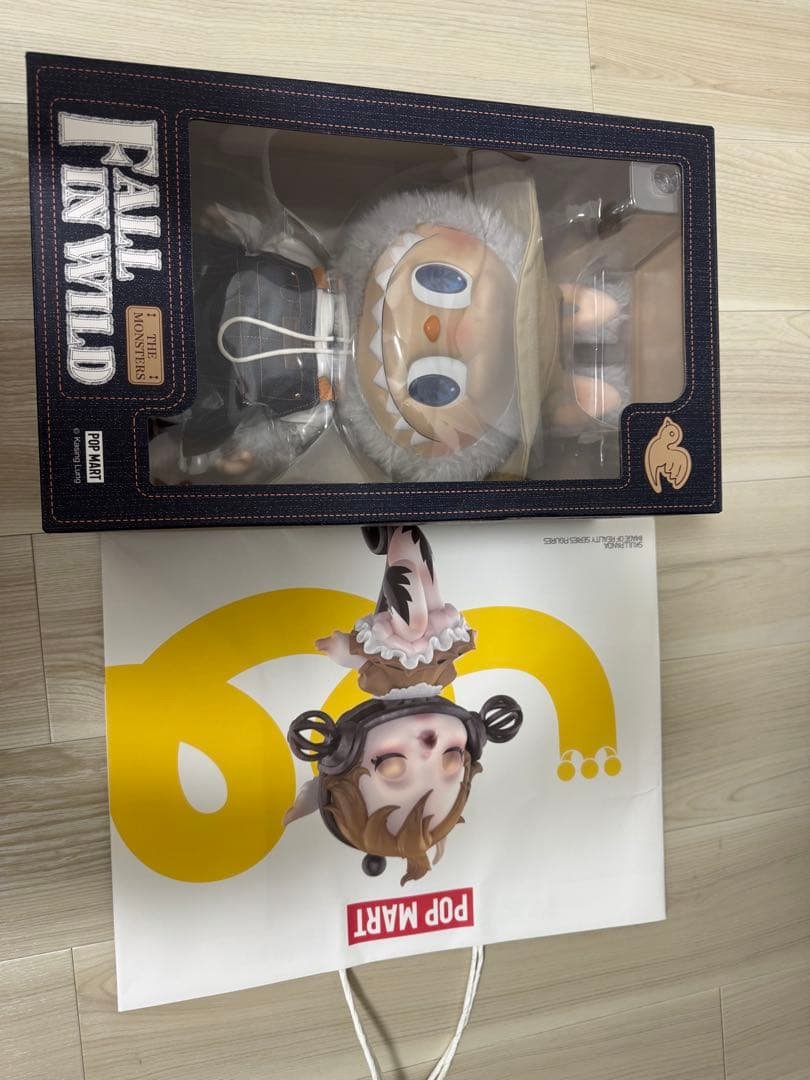 値下げ中PopMartTheMonstersFallIn Wild Labubu