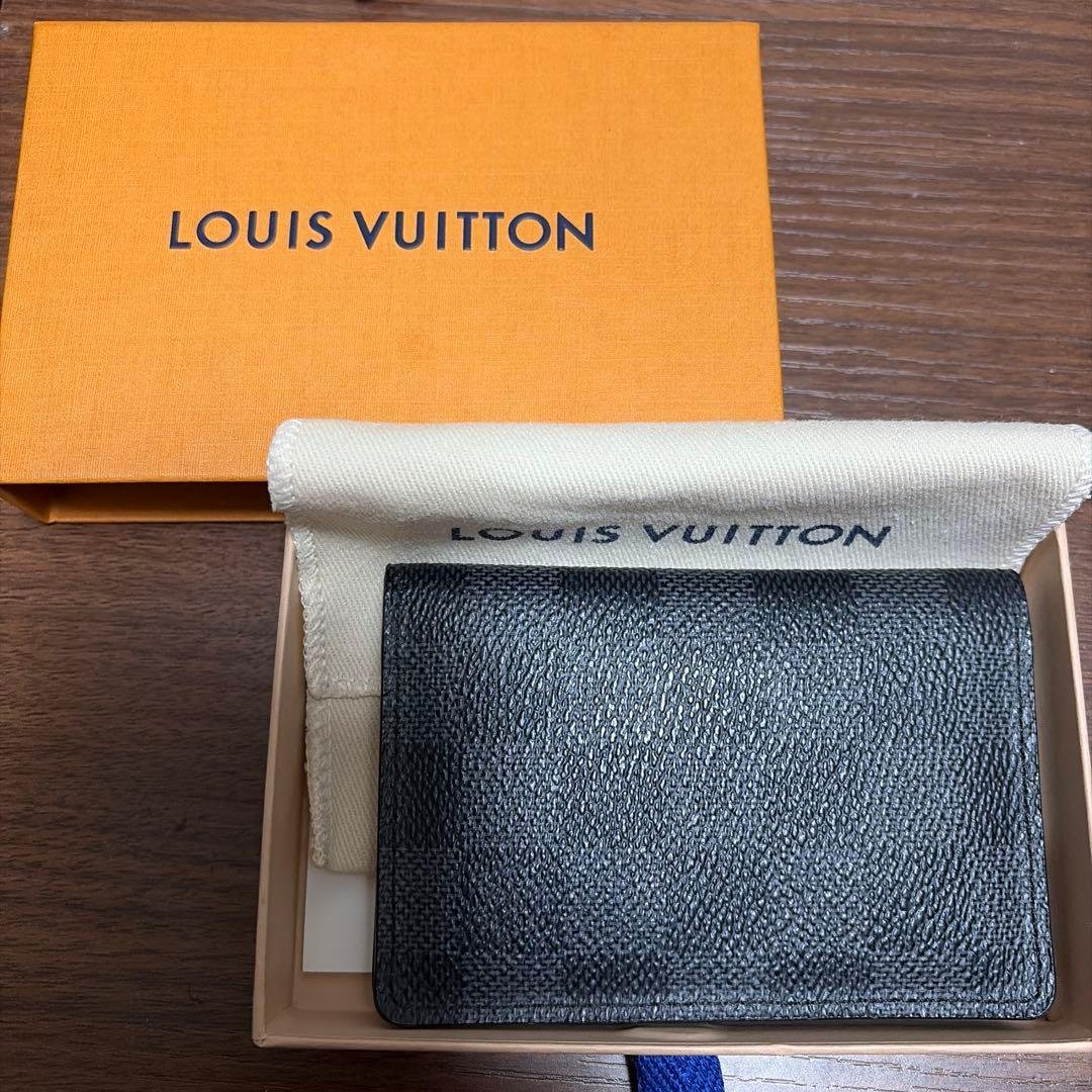 Louis Vuitton ダミエグラフィット ネオポルトカルト