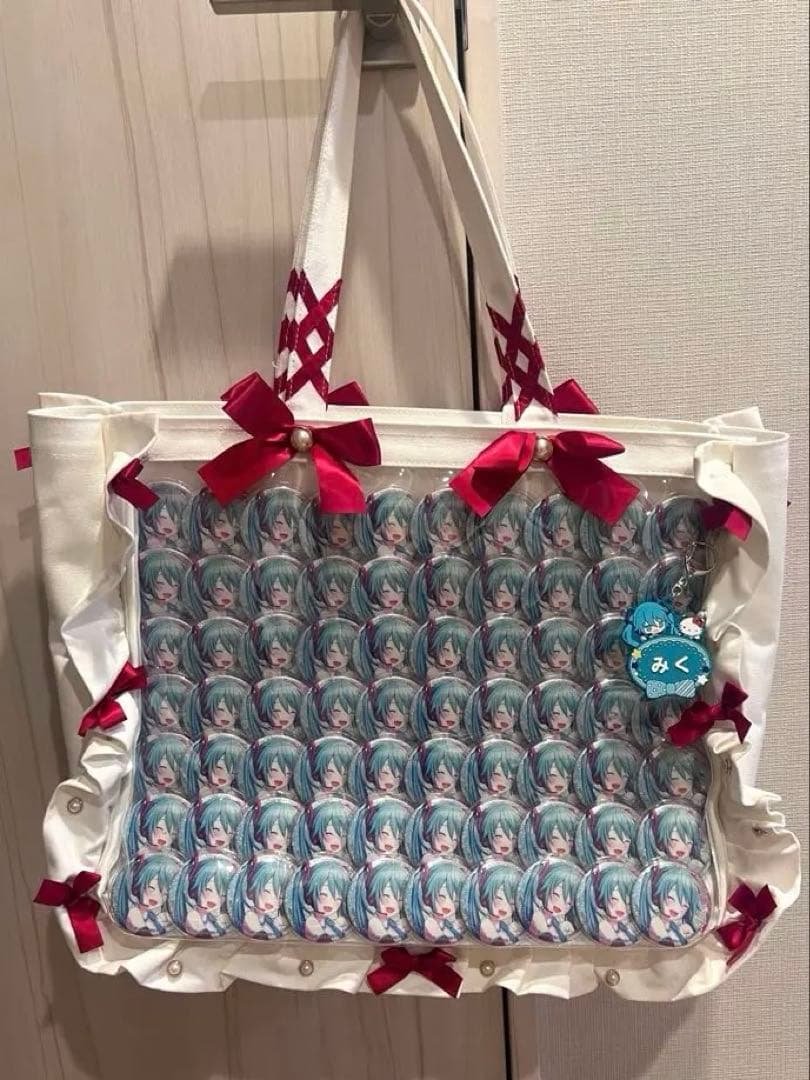 プロセカ サンリオ 初音ミク 特典 缶バッジ ザッカマート A3 痛バ