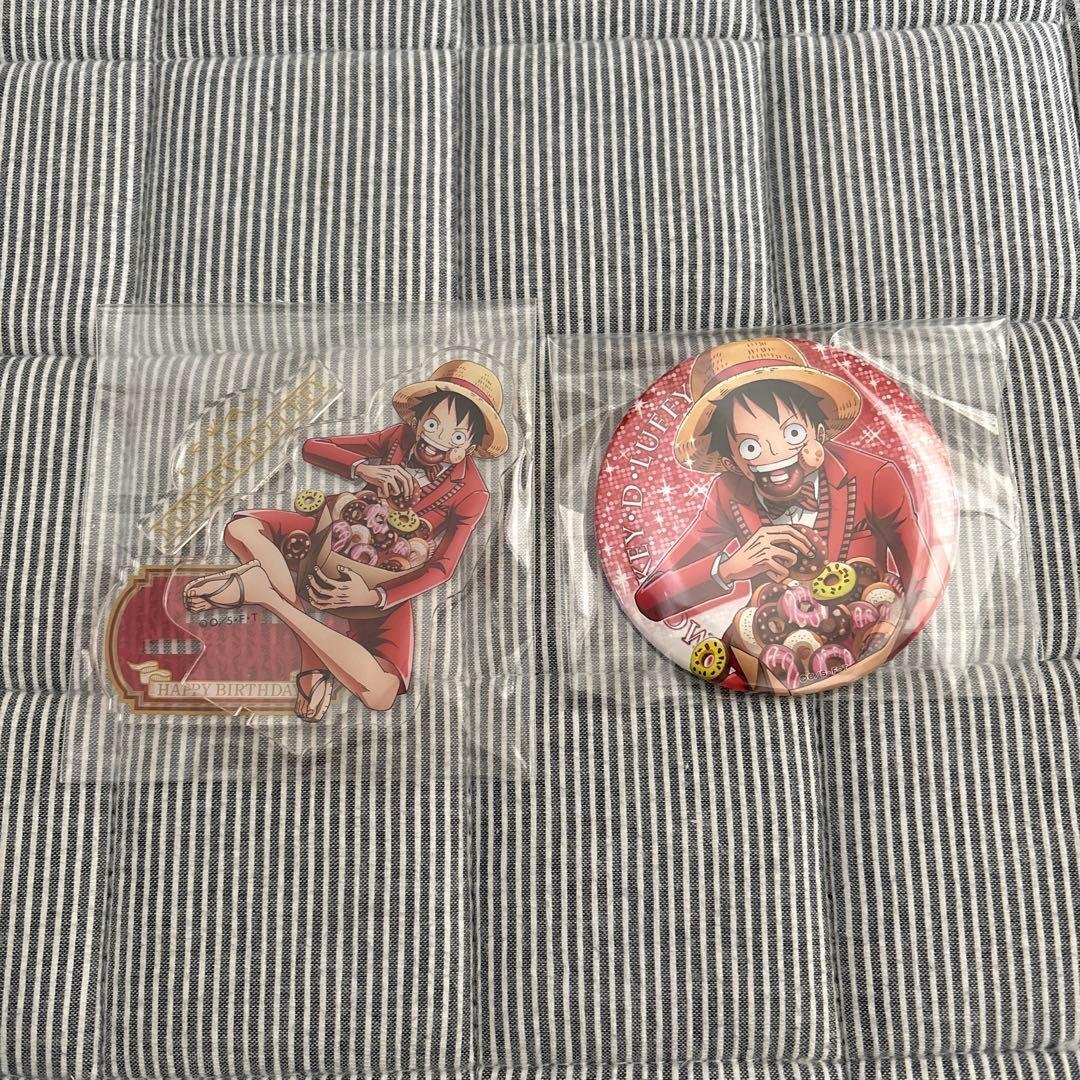 ONE PIECE ONE PIECE バースデー　缶バッジ　アクスタ